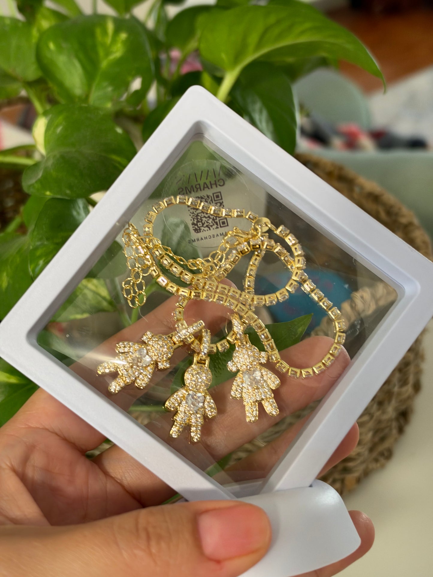 Heartstrings Necklace (1 boy)